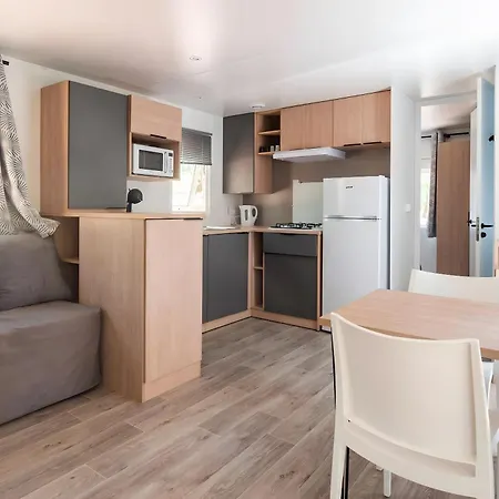 Сasa de vacaciones Mobilhomes Lacs D'armagnac