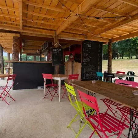 Mobilhomes Lacs D'armagnac Сasa de vacaciones *