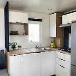 Дом отдыха Mobilhomes Lacs D'armagnac Bretagne-d'Armagnac