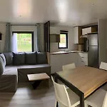 Mobilhomes Lacs D'armagnac Дом отдыха