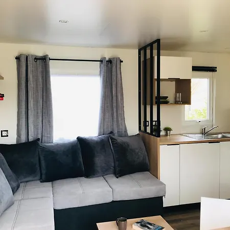 Holiday home Mobilhomes Lacs D'armagnac