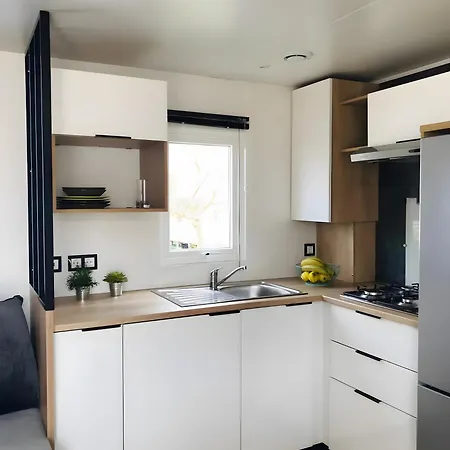 Holiday home Mobilhomes Lacs D'armagnac Bretagne-d'Armagnac