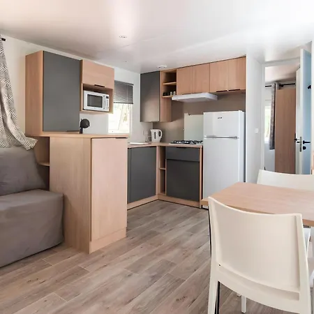 Mobilhomes Lacs D'armagnac Nyaraló Bretagne-d'Armagnac