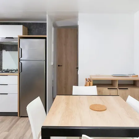 Mobilhomes Lacs D'armagnac Nyaraló *